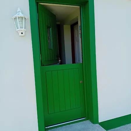 بيت للعطل An Tigin, Gortadoo *